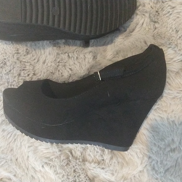 Wedges - Picture 4 of 8